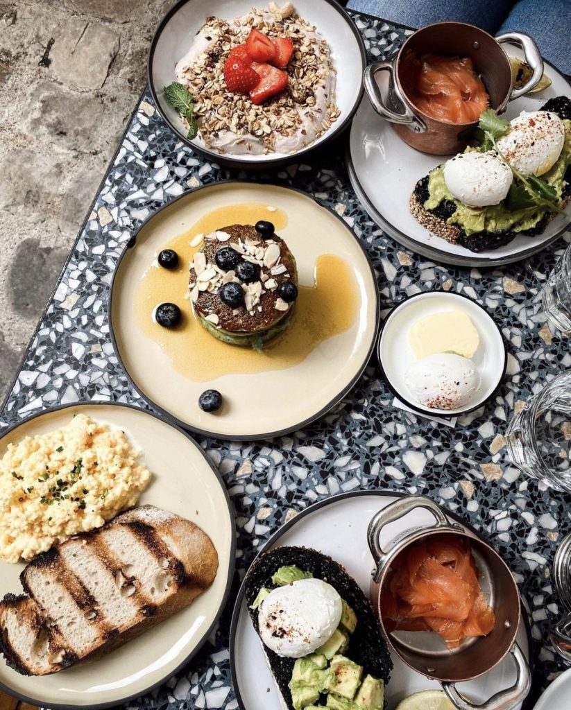 brunch chez hoxton paris