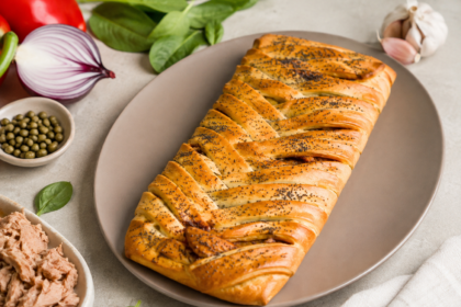 Tresse feuilletée au thon et légumes