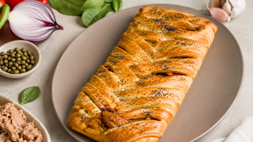 Tresse feuilletée au thon et légumes